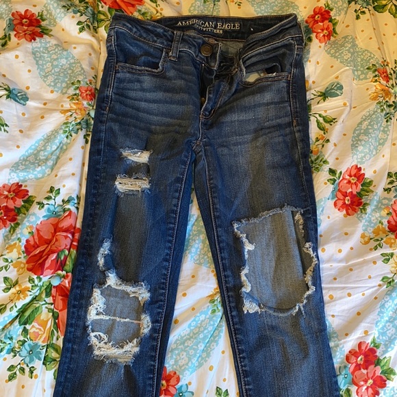 American Eagle Skinny Jeans - Picture 2 of 6